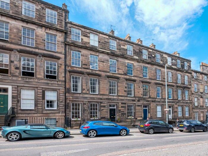 1 Bedroom Flat To Rent In Dundas Street, Edinburgh, EH3