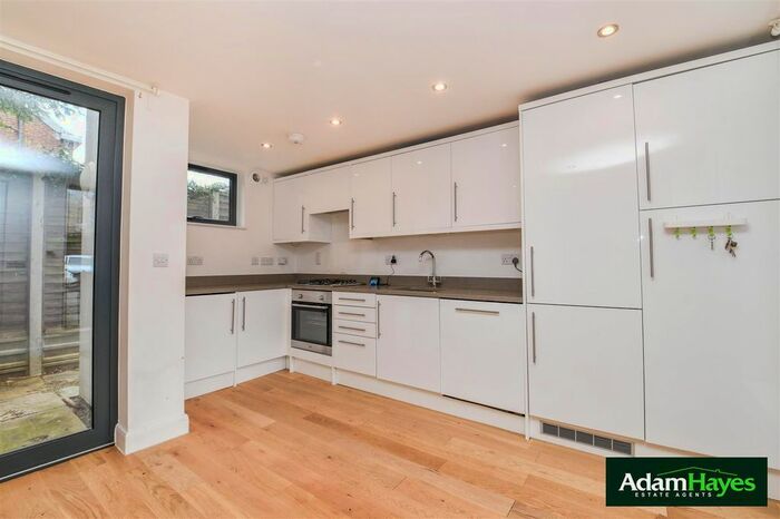 3 Bedroom Semi-Detached House To Rent In Viceroy Close, East Finchley, N2