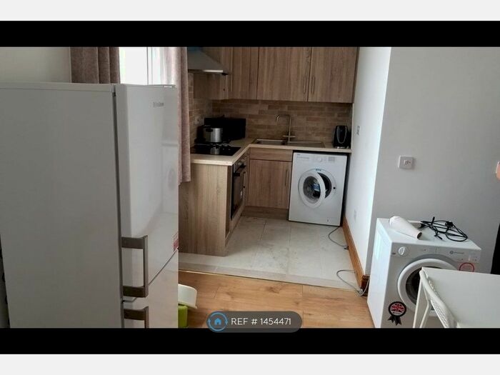 2 Bedroom Flat To Rent In Wellington Road, Brighton, BN2