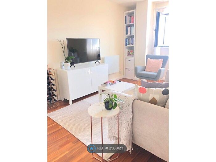 2 Bedroom Flat To Rent In Horizon House, Swanley, BR8