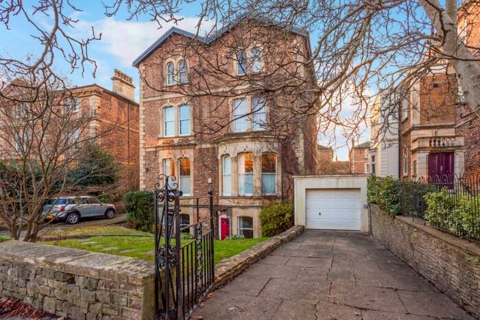 3 Bedroom Flat To Rent In Pembroke Road Clifton, BS8