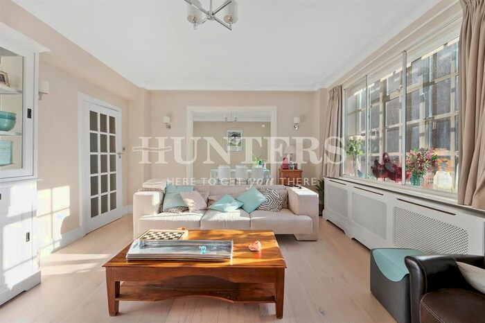 3 Bedroom Flat To Rent In Maida Vale, London, W9