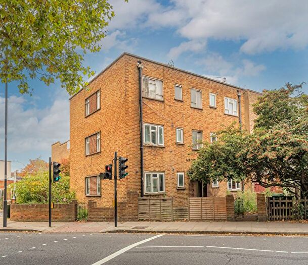 1 Bedroom Flat For Sale In Medina Lodge, Isledon Road, London, Islington, N7