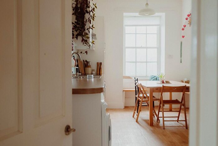 2 Bedroom Apartment For Sale In The Glebe, Thorverton, EX5