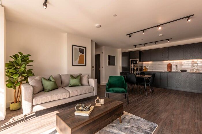 2 Bedroom Flat To Rent In Flat, Mitre Yard, - Scrubs Lane, London, NW10