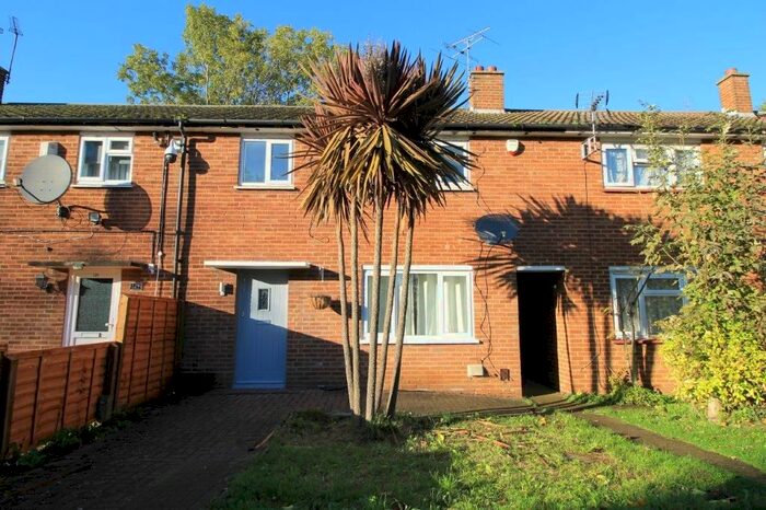 3 Bedroom Terraced House To Rent In Dabbs Hill Lane, Northolt, UB5