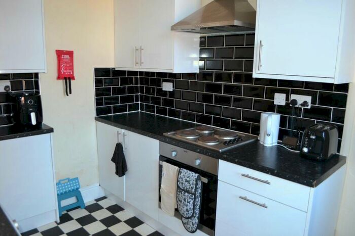 3 Bedroom House To Rent In Dartmouth Road, B29