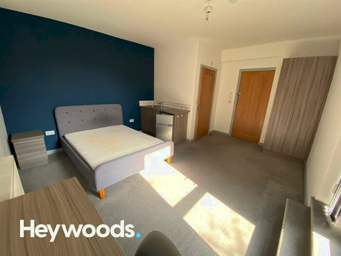 1 Bedroom Detached House To Rent In Waterloo Street, Hanley, Stoke-On-Trent, ST1