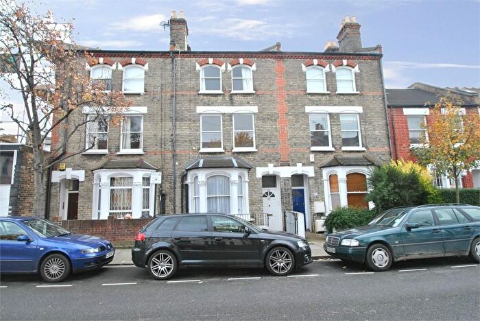 3 Bedroom Flat To Rent In Delaford Street, London, SW6