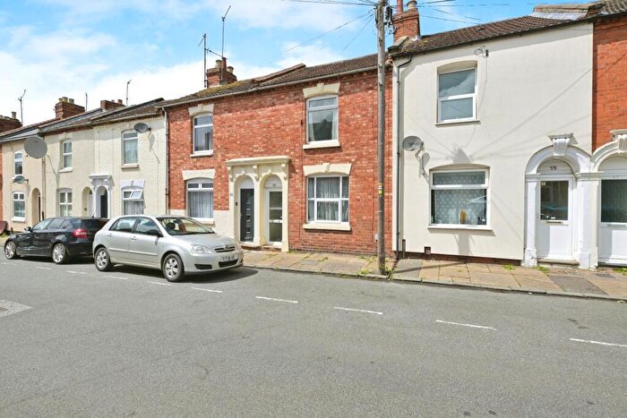 2 Bedroom House To Rent In Poole Street, The Mounts, Northampton, NN1