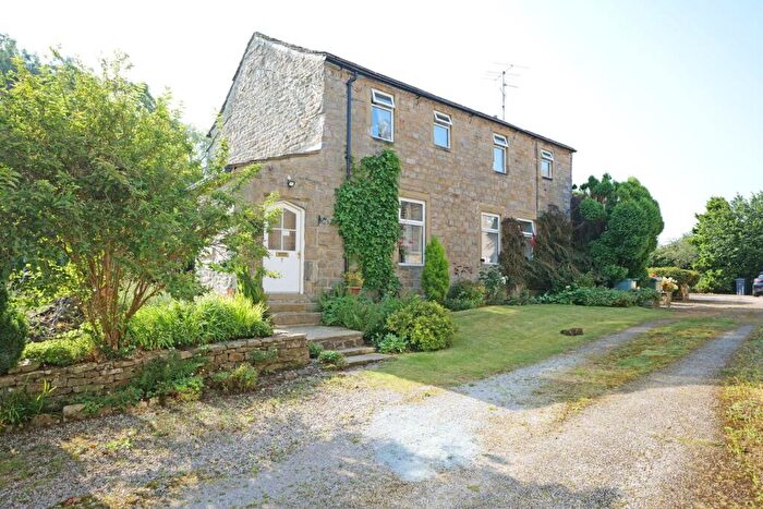 3 Bedroom Detached House For Sale In High Fold, Kelbrook, BB18