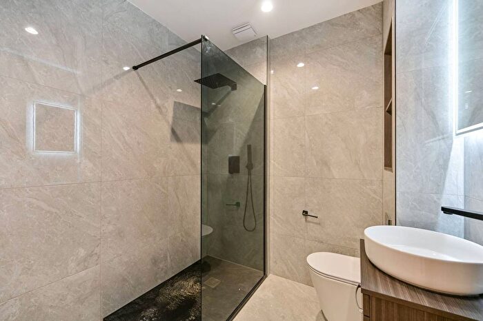 1 Bedroom Flat To Rent In Wimbledon Hill Road, Wimbledon, London, SW19