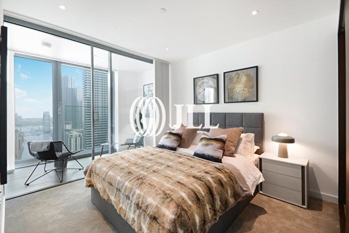1 Bedroom Flat To Rent In Landmark Pinnacle, Marsh Wall, E14