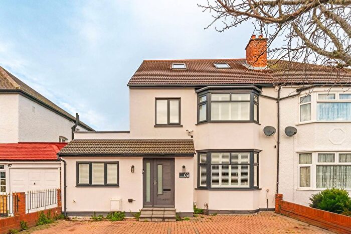 5 Bedroom Property For Sale In Virginia Road, Thornton Heath, CR7