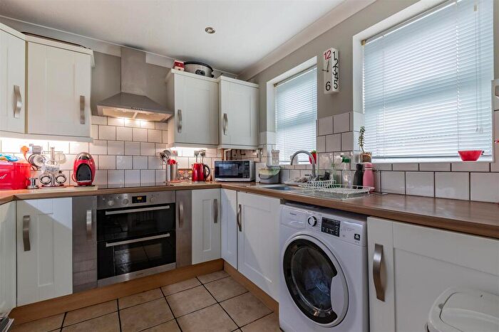 4 Bedroom Detached House For Sale In Arundel Place, City Gardens, Cardiff, CF11