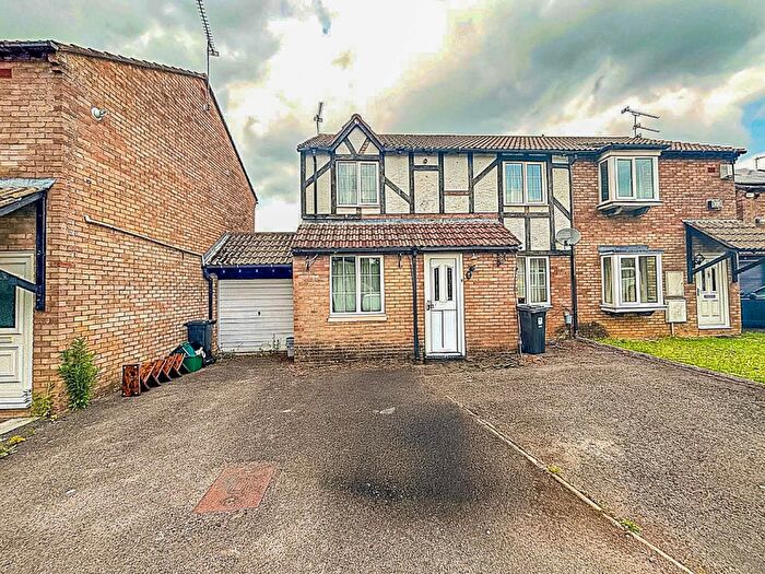 4 Bedroom End Of Terrace House To Rent In Elizabeth Crescent, Stoke Gifford, Bristol, BS34