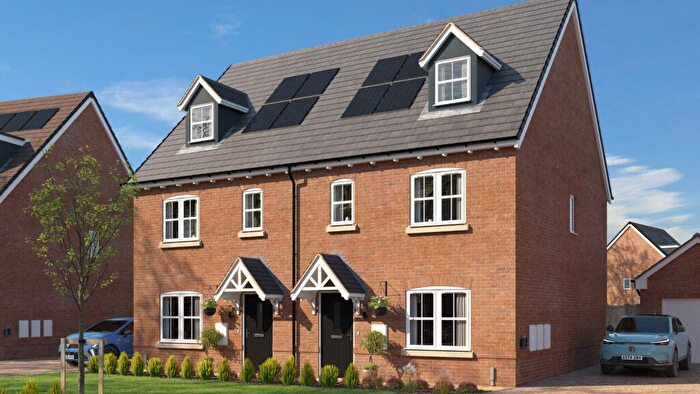 4 Bedroom Semi-Detached House For Sale In Chamberhouse Crescent, Peterborough, PE7
