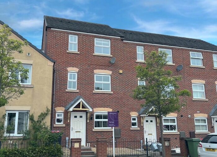 3 Bedroom End Of Terrace House To Rent In Saville Close, Wellington, Telford, Shropshire, TF1