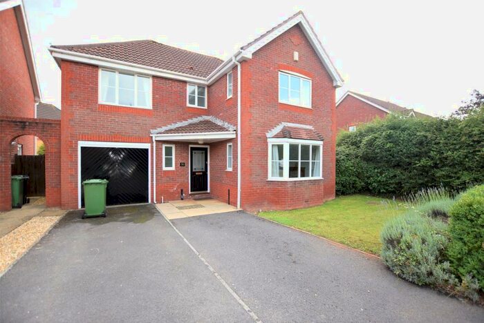 4 Bedroom Detached House To Rent In Westons Brake, Emersons Green, Bristol, BS16