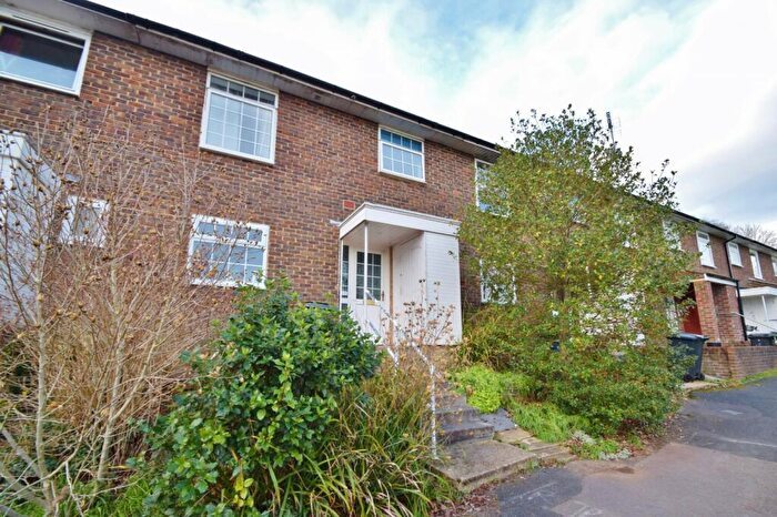 4 Bedroom Terraced House To Rent In Winchester, SO23