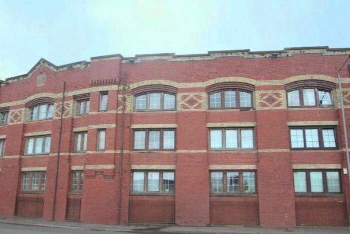 2 Bedroom Flat To Rent In ., Paisley PA3