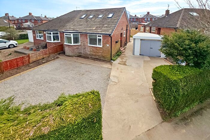 4 Bedroom Detached Bungalow To Rent In St. Johns Way, Harrogate, HG1