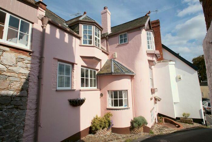 3 Bedroom Cottage To Rent In Bedroom Cottage In The Heart Of Topsham, With Stunning Estuary Views, EX3