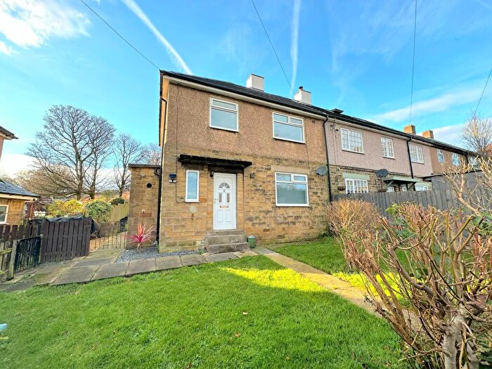3 Bedroom Semi-Detached House To Rent In Dean Lane, Sowerby Bridge, HX6