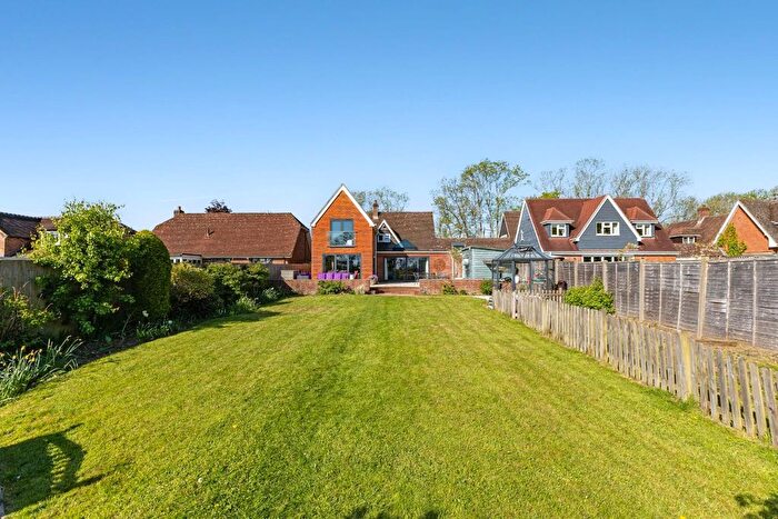 6 Bedroom Semi-Detached House For Sale In Common Road, Whiteparish, Salisbury, SP5