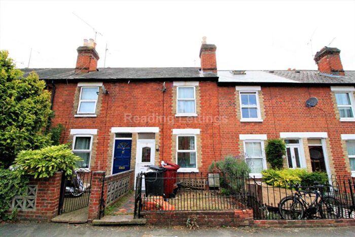 3 Bedroom Terraced House To Rent In Cardigan Road, Reading, RG1