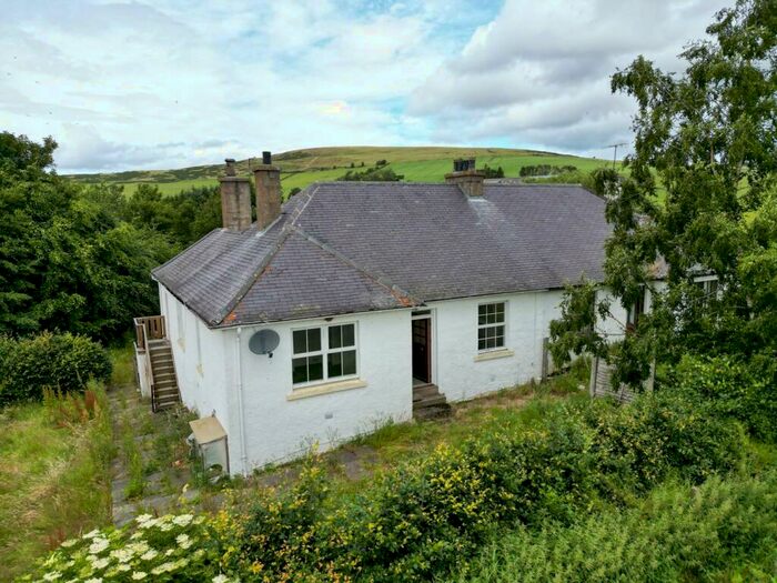 3 Bedroom Semi-Detached Bungalow For Sale In Glenlivet, Ballindalloch, AB37