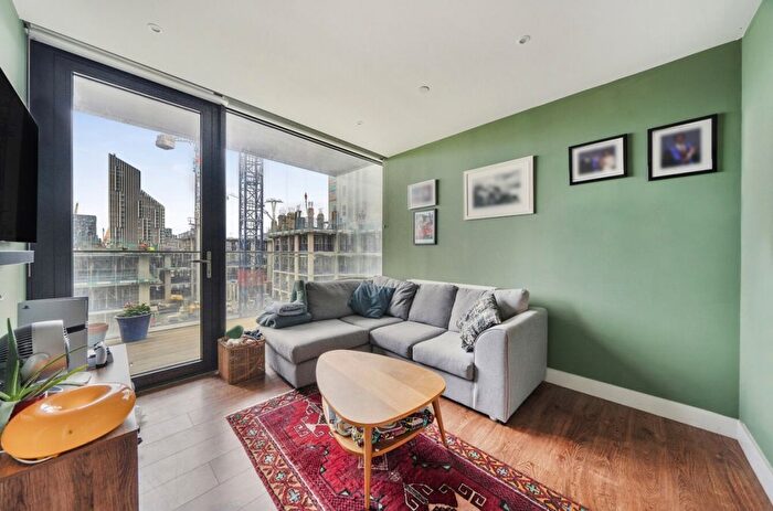 1 Bedroom Flat For Sale In Barge Walk, London, SE10