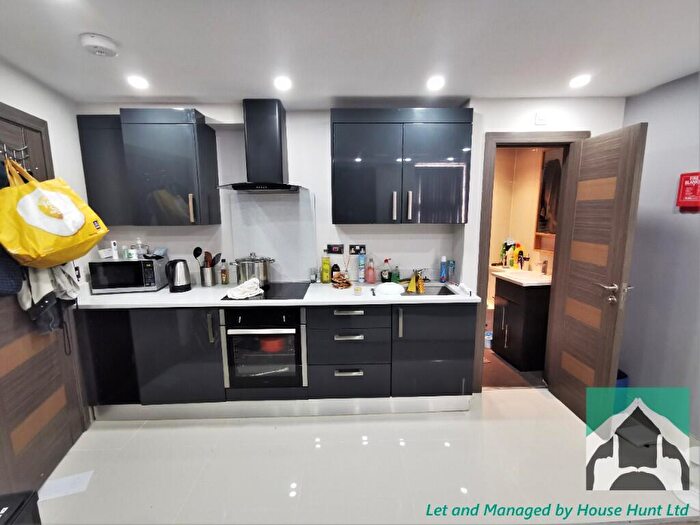 1 Bedroom Terraced House To Rent In Heeley Road, Birmingham, B29