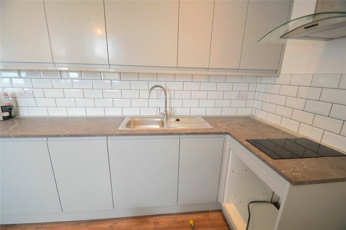 Studio To Rent In High Street, Caterham, Surrey, CR3