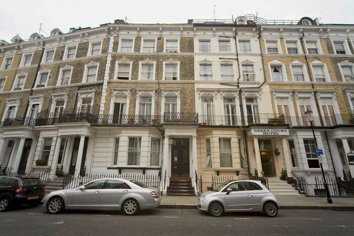 Studio To Rent In Hogarth Road, London, SW5