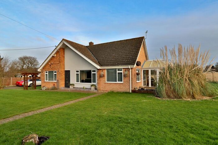 5 Bedroom Property For Sale In The Krons, Hempnall, Norwich, NR15