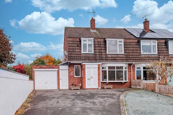 3 Bedroom Semi-detached House For Sale In Planks Lane, Wombourne, WV5
