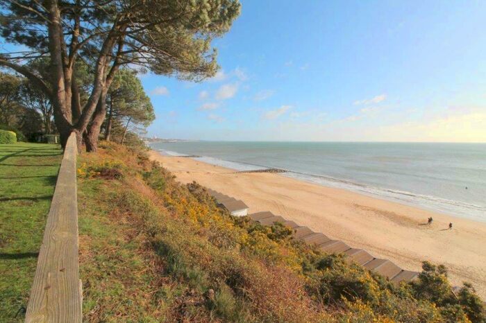 3 Bedroom Flat To Rent In Branksome Towers, Poole, Dorset, BH13