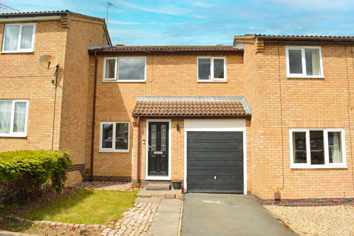 3 Bedroom Terraced House For Sale In Saxondale Road, Wigston, Leicester, LE18