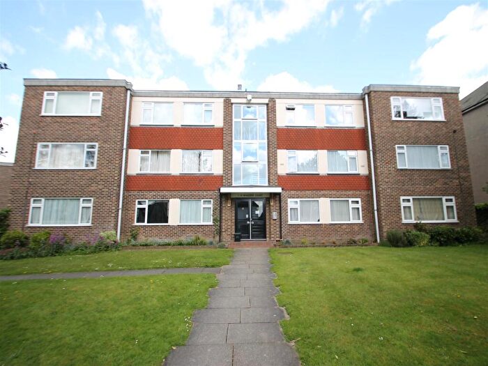 1 Bedroom Flat To Rent In Southlands Grove, Bickley, BR1