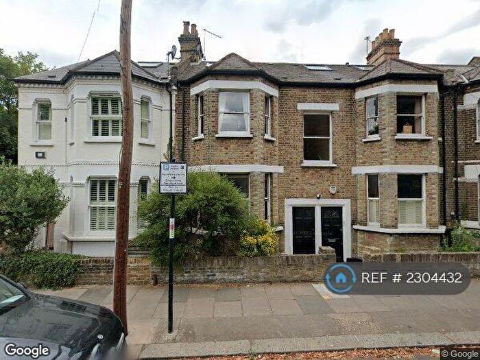 4 Bedroom Flat To Rent In Candahar Road, London, SW11