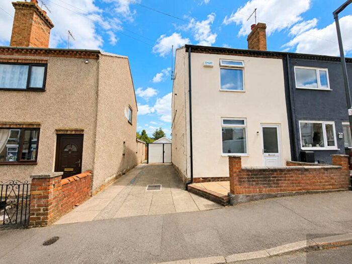 2 Bedroom Semi-Detached House For Sale In Loscoe Grange, Loscoe, Derbyshire, DE75