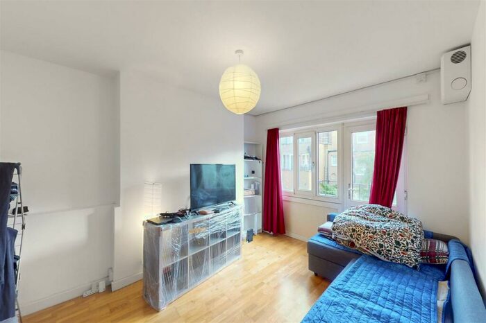 1 Bedroom Apartment To Rent In Pepys House, Kirkwall Place, Bethnal Green, E2