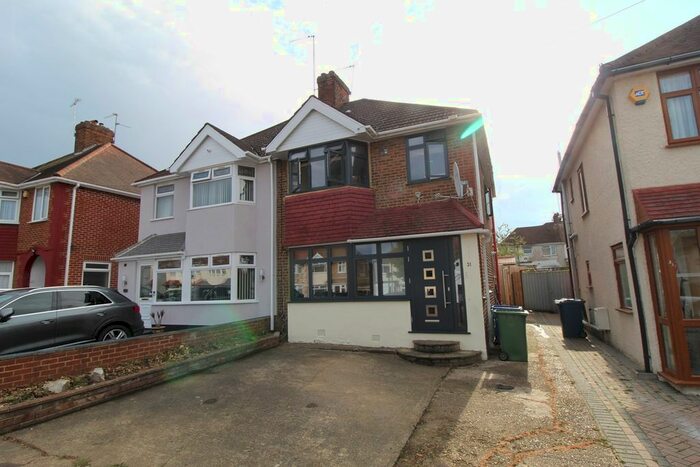 3 Bedroom Property To Rent In The Chase, Edgware, HA8