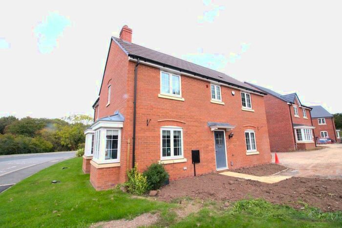 4 Bedroom Detached House To Rent In Browns Close, Cawston, CV22