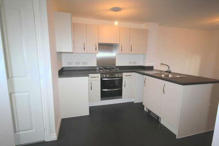 2 Bedroom End Of Terrace House To Rent In Market Rasen Drive, Bourne, Lincolnshire, PE10