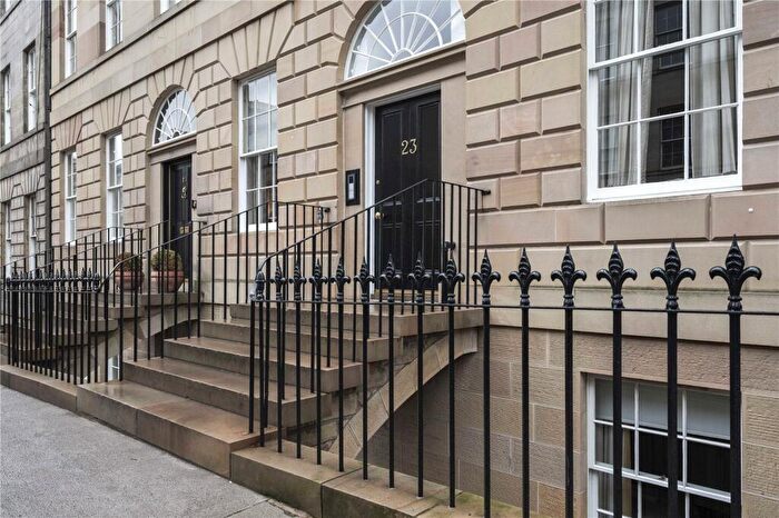 3 Bedroom Apartment For Sale In Clarence Street, Stockbridge, Edinburgh, EH3