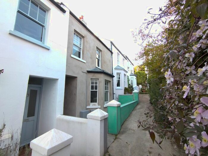 1 Bedroom Flat To Rent In Sea View Terrace, Wellington Place, Sandgate, Folkestone, CT20