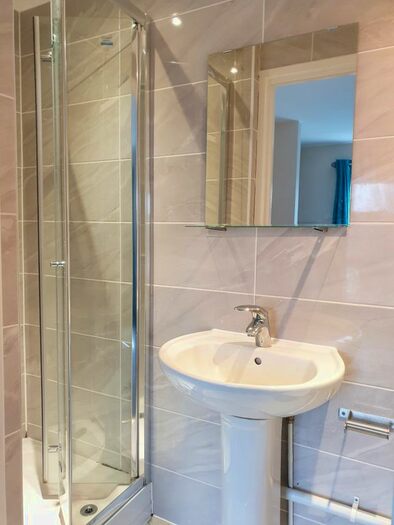 Studio To Rent In Lower High Street, Wednesbury, WS10