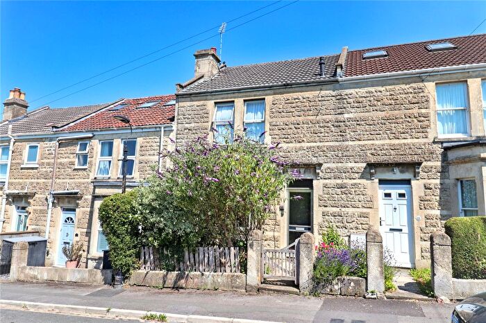 2 Bedroom Terraced House For Sale In Kingsway, Bath, BA2
